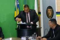 Weldo Mariano assume Prefeitura de Canindé