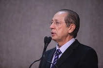 Rede filia muita gente dia 5 e prefixa rigores para aliança com PV