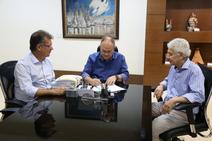 Laércio participa de reunião com Belivaldo para tratar sobre a permanência da Fafen