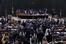 PL revoga trabalho intermitente autorizado na reforma trabalhista