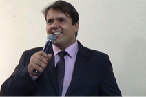 Danilo Carvalho, de Itabaianinha, antecipa 50% do 13° e diz que “a cena política tem jeito”