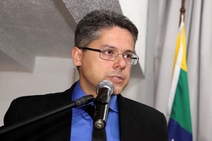 Alessandro Vieira chama PT de \"organização criminosa\", nega Haddad, mas não se atraca com Bolsonaro