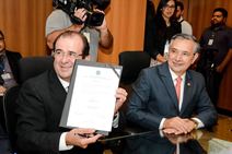 Autorizados Maternidade do HU e curso de Medicina em Estância  