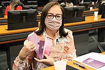 Diná Almeida e Goretti Reis assinam carta em Brasília por mais avanços nos direitos das mulheres