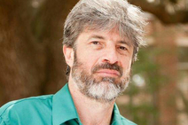 Lula e Bolsonaro, unidos pelo tráfico de mentiras e falsificações