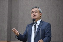 Elber: prédio da antiga Prefeitura está se deteriorando por falta de planejamento 
