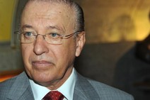 Valadares critica triunfalismo na sucessão de Simão Dias