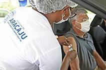 Vacinação em Aracaju: seis meses de desafios, trabalho e 371 mil pessoas vacinadas