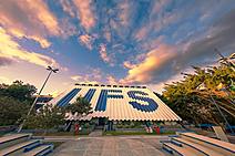 Que não se apaguem as licenciaturas no Brasil