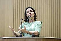 Vereadora Emília cria projeto para de apadrinhamento de idosos