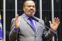 Valdevan Noventa vota pela aprovação da MP que moderniza patrimônio da União