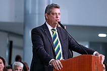 Fazer política é a mais nobre missão dos humanos. E Marcio Macedo a faz, e bem!