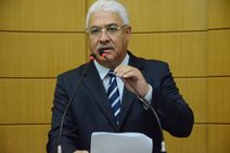 Zezinho Guimarães: “Época desastrosa em todos os segmentos”