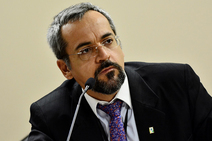 Confrontos estéreis