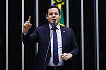 Deputado federal Rodrigo Valadares faz reprimenda ao prefeito Edvaldo Nogueira