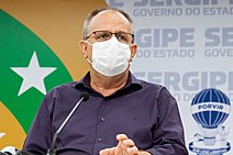 Governo de SE autoriza volta às aulas presenciais para 3º ano do Ensino Médio 