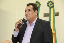 Airton Martins promete indicar nome à sucessão da Barra depois do Carnaval