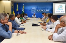 Edvaldo reúne secretariado e empossa Eliziário Sobral 