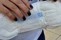 De veto a absorvente a absolvição unânime de suposto abuso: não é fácil ser mulher! 