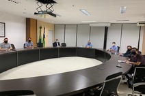 Governador recebe Abrape e debate atividades especiais na retomada econômica