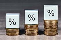 Na super quarta, juros cá e juros lá, como esperado