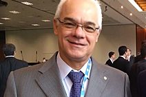 Uma luz no final túnel. Ou, o fim desse manicômio tributário que penaliza a todos