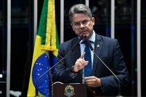 Alessandro Vieira: \"Violência urbana se resolve com segurança pública bem feita\"