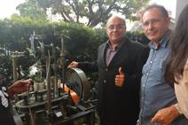 Doação de máquinas ajudará a manter vivo o trabalho da renda irlandesa em Sergipe