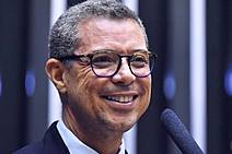 A mulher de César e Fábio Mitidieri