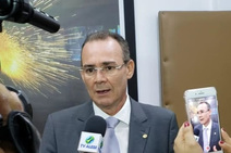 Zezinho Sobral solicita prorrogação do cadastro do Mão Amiga 