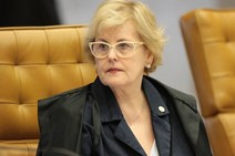 Rosa Weber nega prorrogação de prazo para PT substituir Lula na chapa