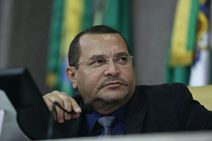 Justiça determina busca e apreensão contra vereador Juvêncio Oliveira