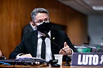 Osmar Terra reafirma postura negacionista  na CP da Covid