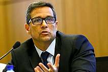 De como Roberto Campos Neto conspira contra a sanidade econômica do Brasil