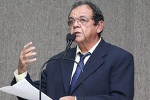 Não é hora de romantismo: a mulher clama por mais proteção