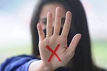 Mulheres vítimas de violência devem ter atendimento prioritário 
