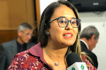 Kitty critica pressa do governo por reforma da previdência: “Não podemos aprovar a toque de caixa”