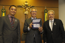 Nota 10 do TCE confirma Marcos Santana como prefeito de bom foco