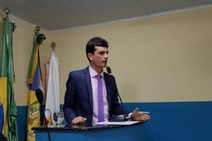 PT e PSL de mãos dadas: vereador do partido de Bolsonaro assume a Presidência da Câmara em São Cristóvão