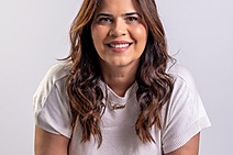 Irene Ferreira: enfermeira, advogada e pronta pra dar uma injeção de ânimo na Câmara de Vereadores!