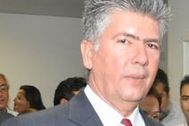 O que guardam reticências e monossílabos de Ivan Leite no reino de Estância?