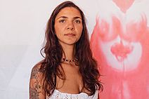 Mariana Teles Feitosa expõe sua forte poética visual em “Serei Minha”, no Cultart até o dia 26 deste mês