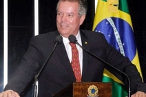 Clovis confirma pré-candidatura de Laurinho a federal