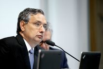 Pesquisa deixa Belivaldo bem atrás de Valadares e Eduardo