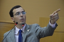  “Almeida Lima deveria baixar a bola e respeitar a Alese”