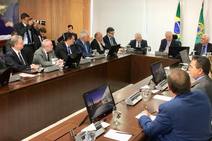 Luciano Bispo discute fortalecimento das Assembleias com Temer