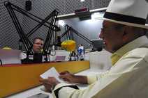 \"É muito importante diminuir o número de impostos no Brasil\", defende senador Valadares 