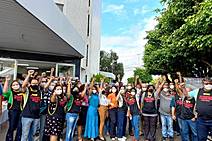 Mais de 90 auditores fiscais tributários entregam cargos