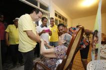 Valadares Filho intensifica campanha em Aracaju