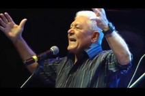 CordelKaustico – Que venha a nós a mulher de Queiroz!